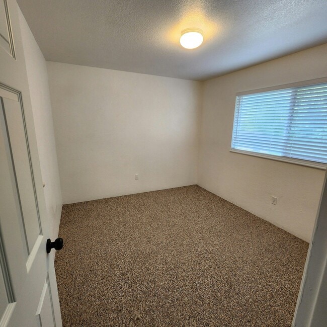 Building Photo - 3896 Rohnerville Rd