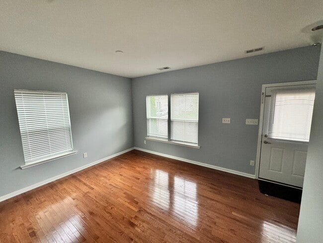 Building Photo - 3004 Hunton Cottage Ln
