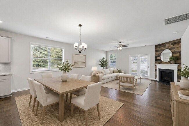 Building Photo - 6430 Hickory Bell Dr