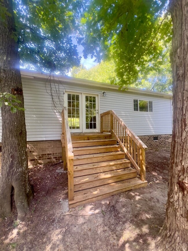 Building Photo - 3167 Edwards Hill Church Rd