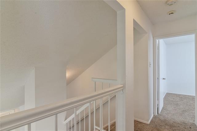 Building Photo - 6611 Olivewood Dr