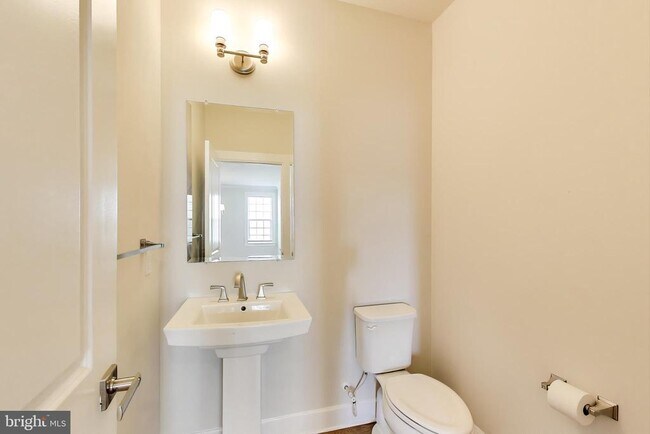 Building Photo - 21905 Woodcock Wy