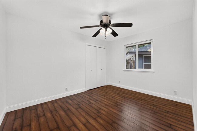 Building Photo - 1804 Stagecoach Trail