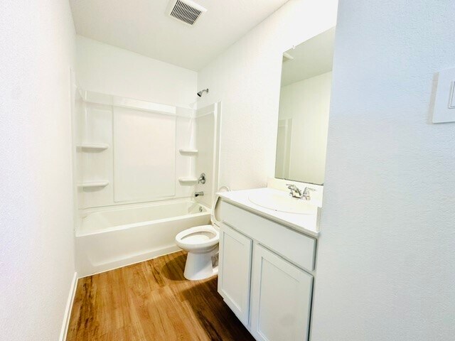 Building Photo - 2711 Pheasant Hl Ct