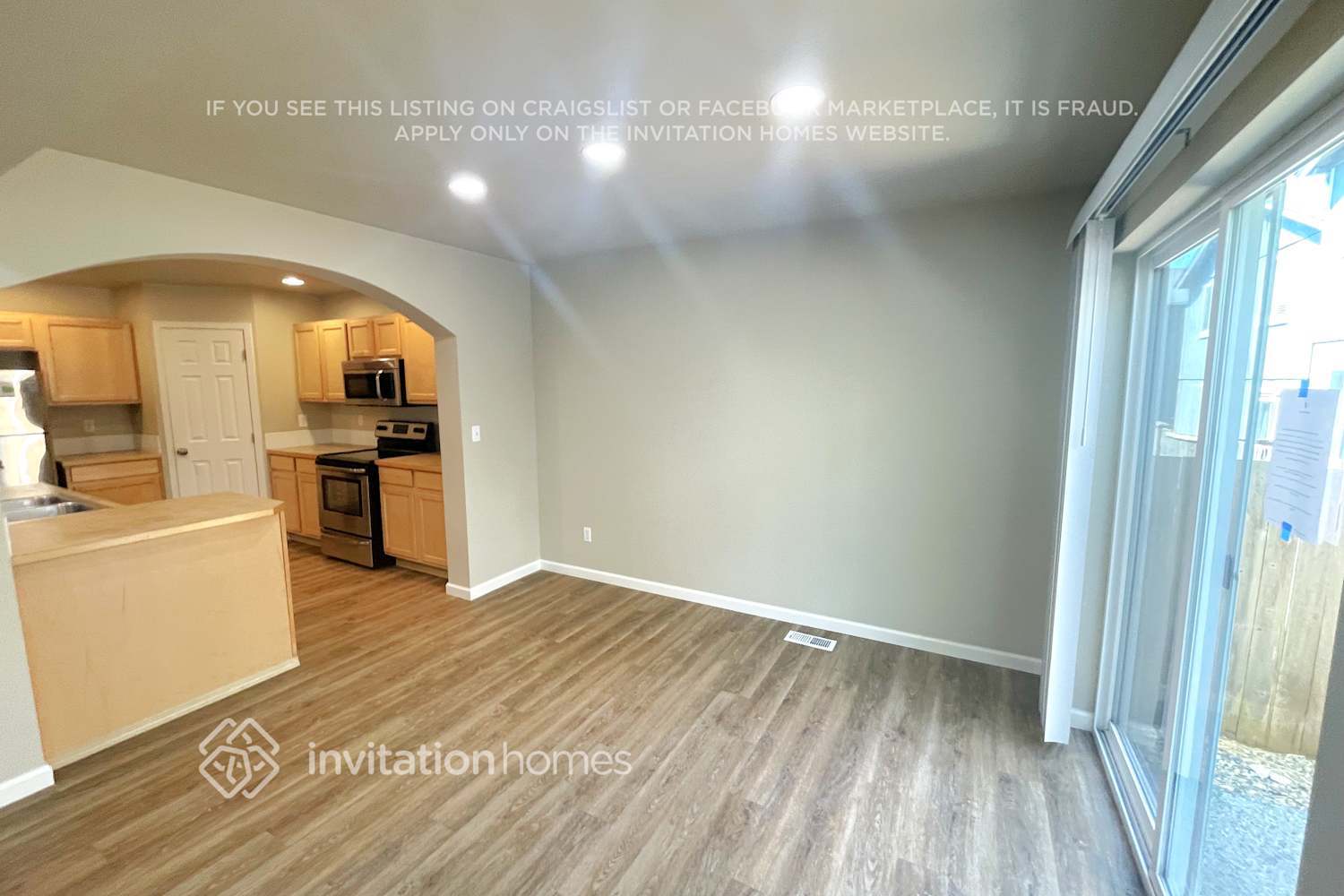 Building Photo - 7325 178 St Ct E