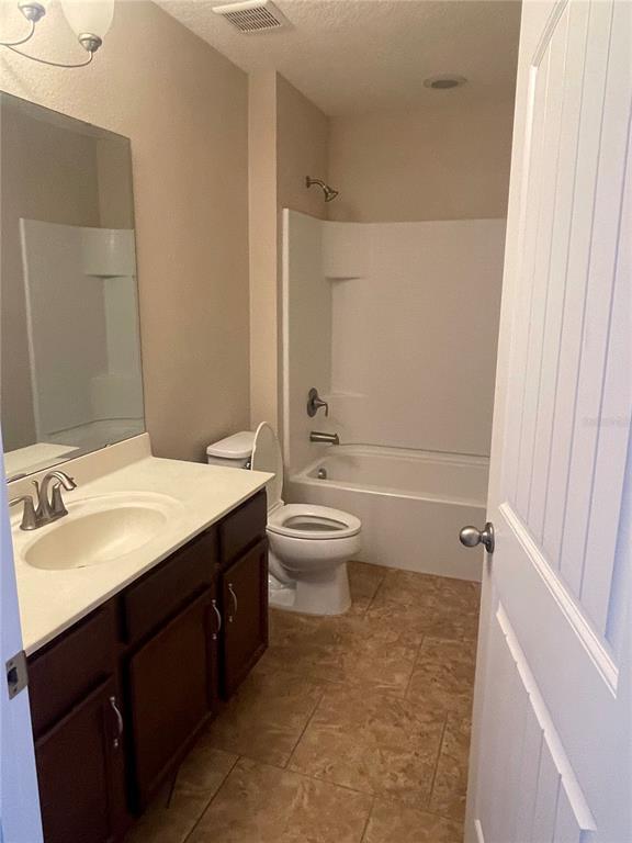Building Photo - 1554 Softshell St