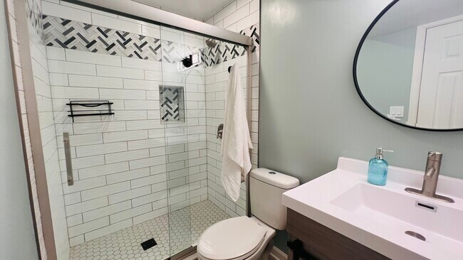 Downstairs Bathroom - 826 Coral Ave