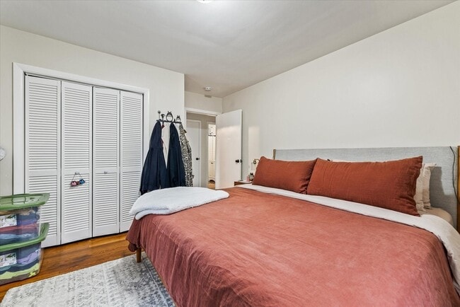 Building Photo - 7 Holbrook Rd