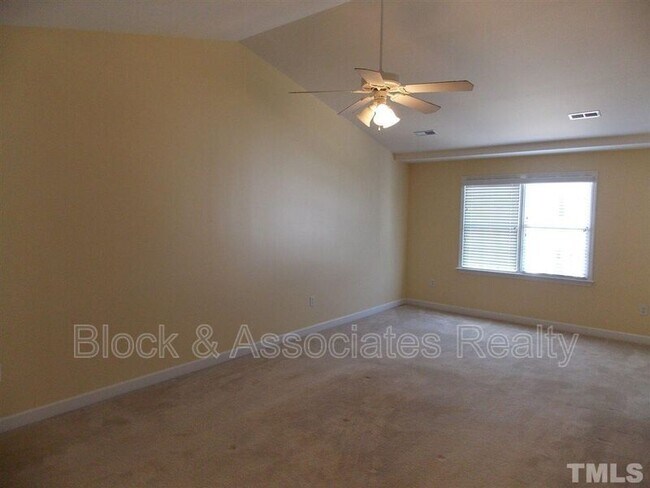 Building Photo - 5523 Cottonrose Ln