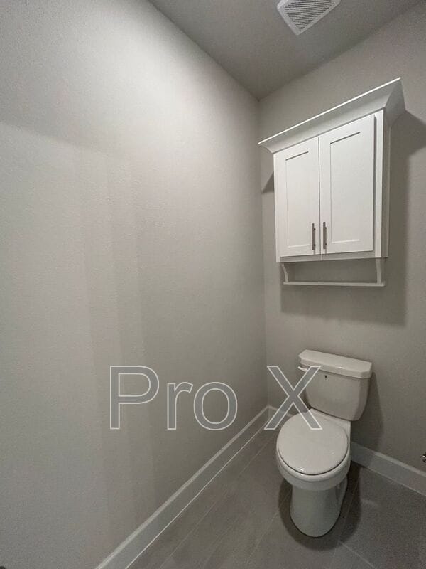 Building Photo - 2400 Salmon St