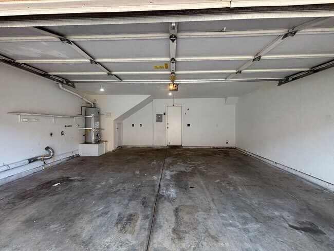 Building Photo - 39225 10th St W