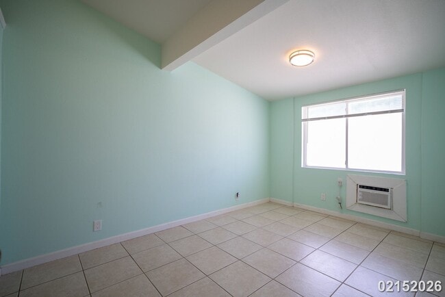 Building Photo - $2800 / 2 Bed / 1 Bath / 1 Parking IN WAIALUA