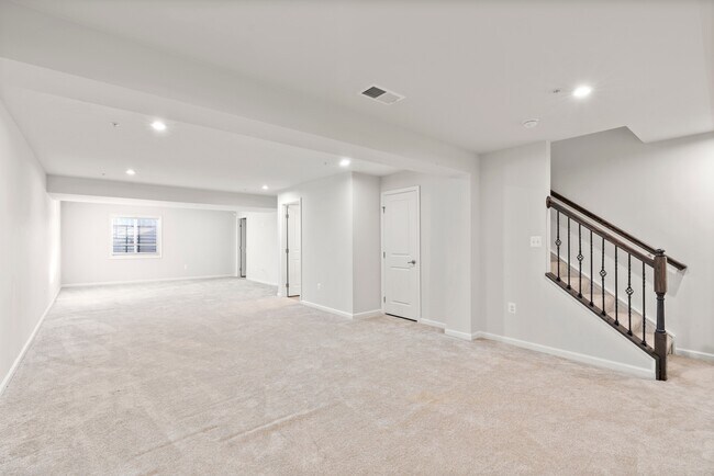 Building Photo - 311 Sunrise Ct
