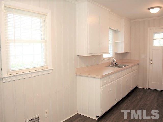 Building Photo - 3116 Tuckaway Ln