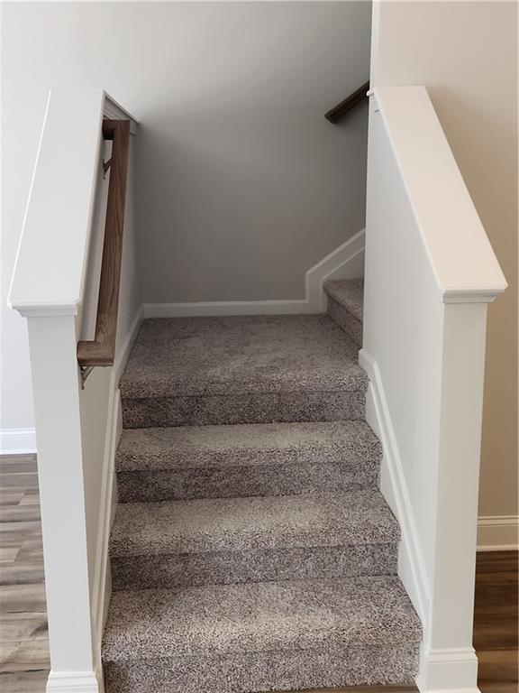 Building Photo - 3370 Westgate Park Dr