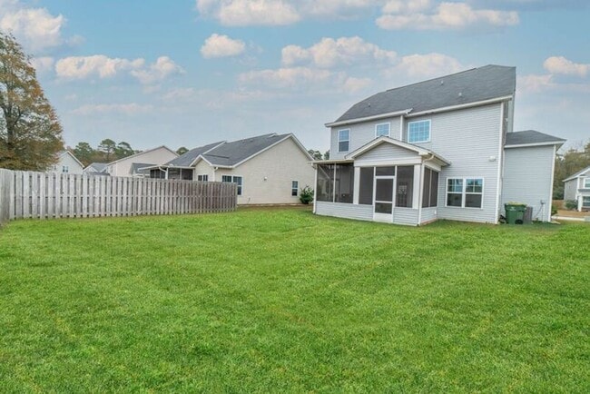 Building Photo - 341 Casey Dr