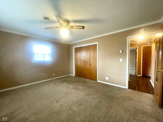 Building Photo - 3110 W Cypress Dr