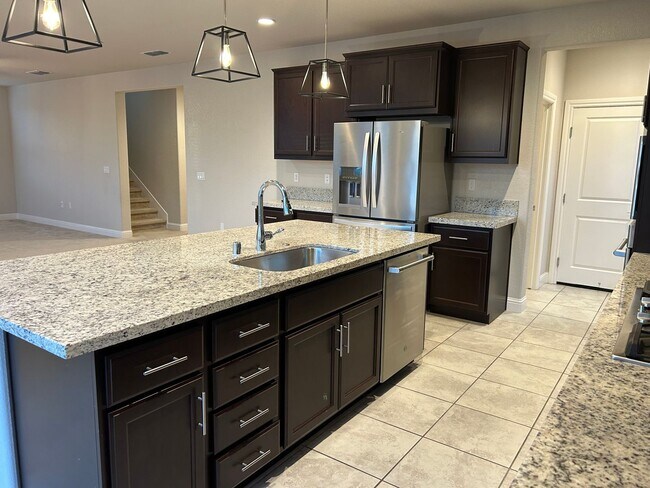 Building Photo - 264 Mabel Josephine Dr