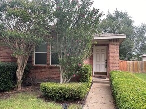 Building Photo - 5416 Comanche Wells Dr