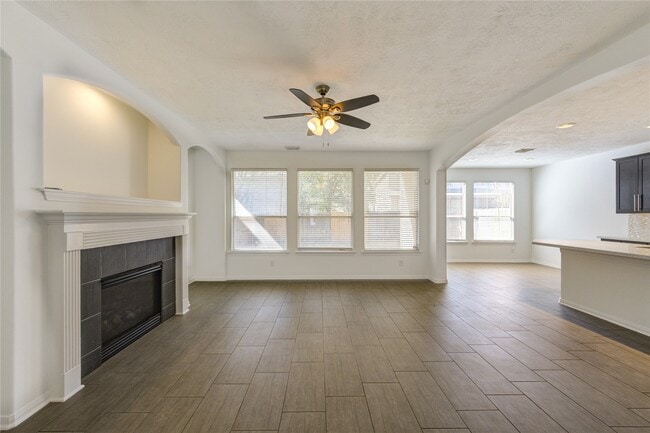 Building Photo - 82 W Twinvale Loop