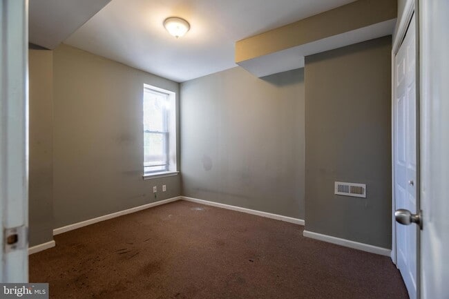 Building Photo - 1706 Willington St