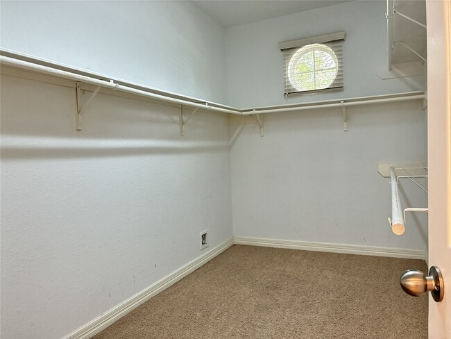 Building Photo - 14207 Parable Ct