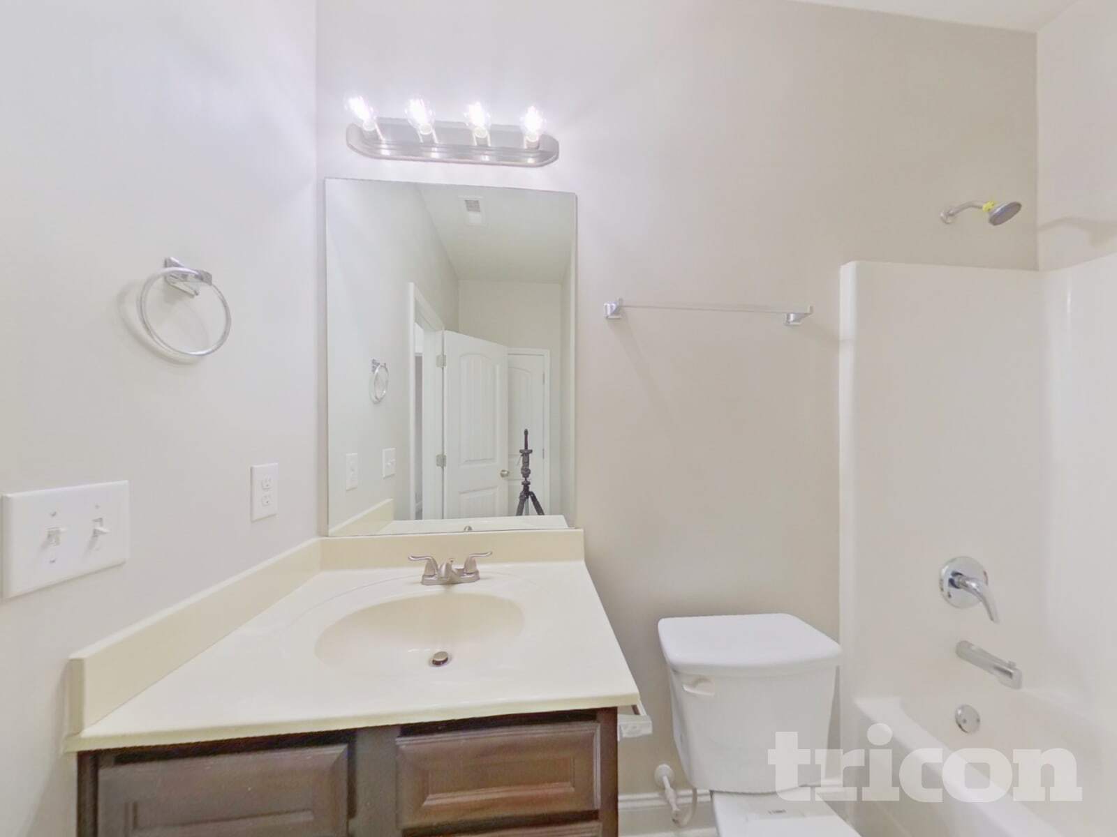 Building Photo - 5713 Pahaska Ct