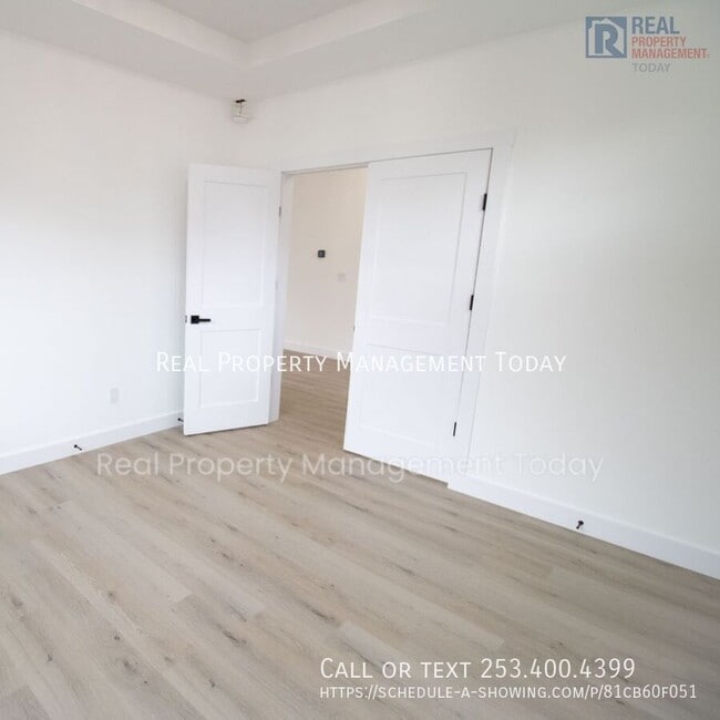 Building Photo - 105 Lane Blvd NW