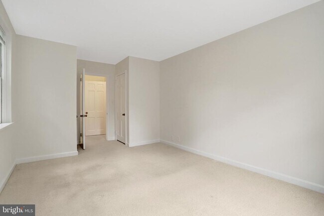 Building Photo - 3456 S Stafford St