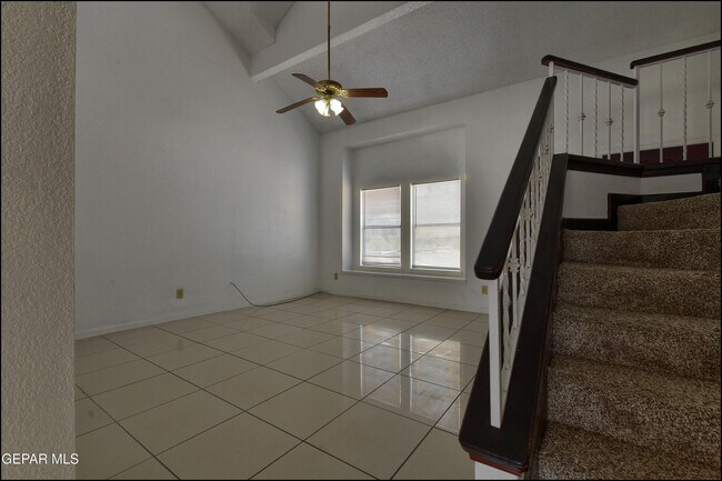 Building Photo - 695 Bluff Canyon Cir