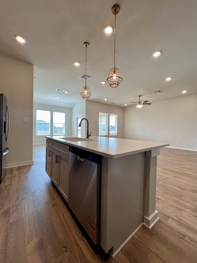 Building Photo - 14426 Daphne Bnd