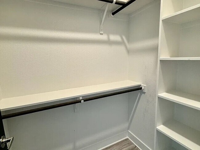 Building Photo - Modern Farmhouse montopolis