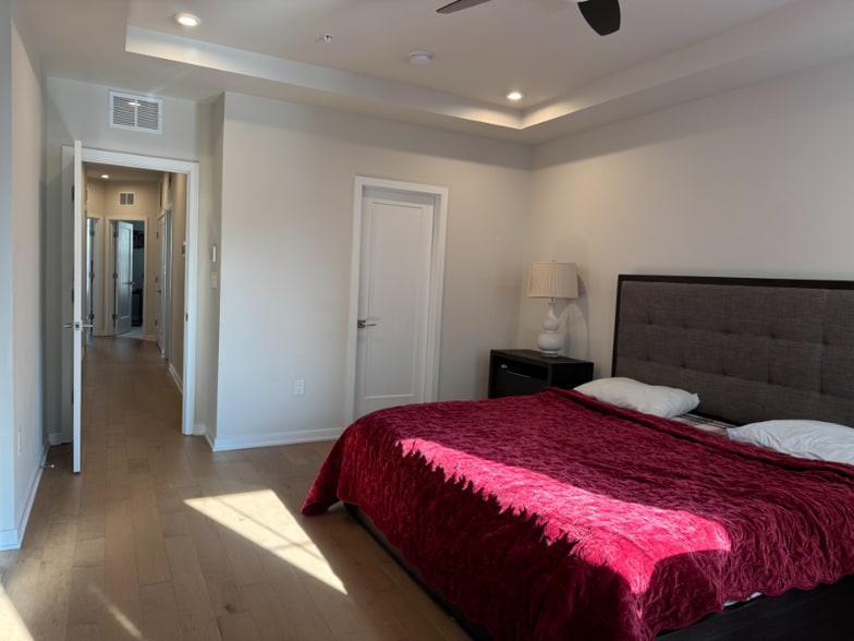 Building Photo - 7400 Backett Wood Ter