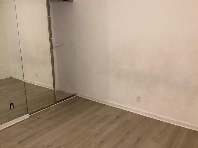 Building Photo - 5280 Bosque Ln