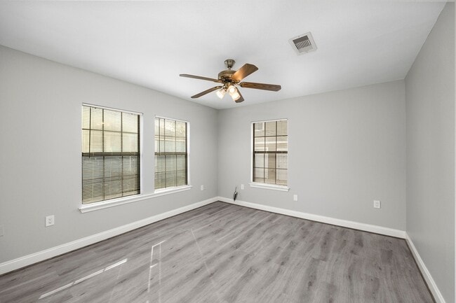 Building Photo - 4605 Beggs St