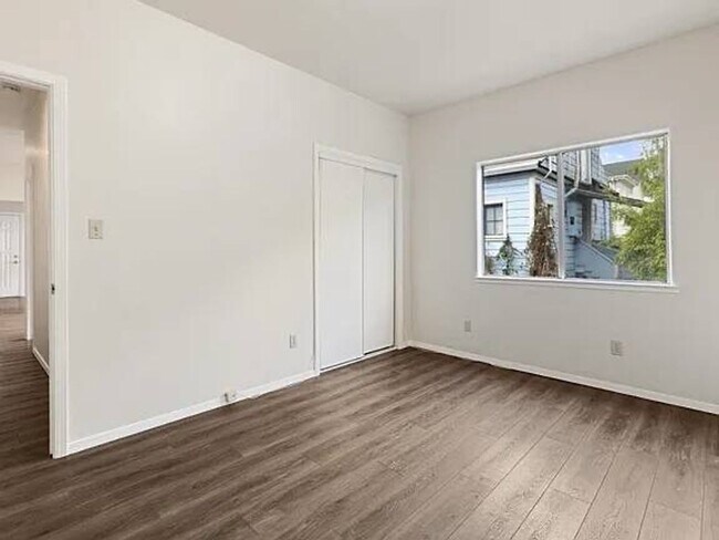 Building Photo - 1619 Fairview St