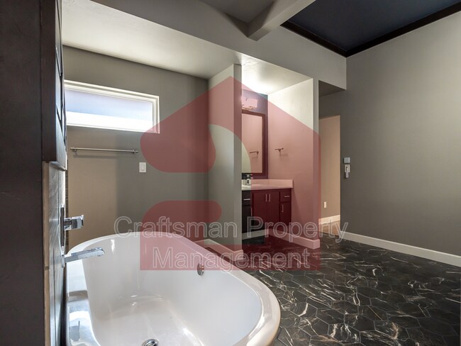 Building Photo - 17413 Melville Ln