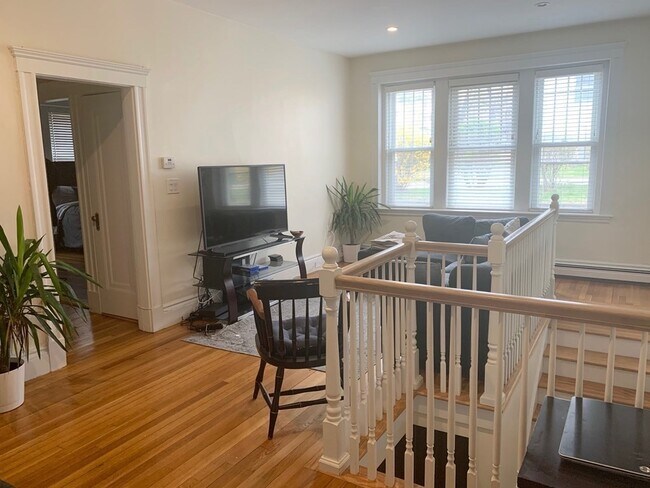 Building Photo - 224 Jamaicaway