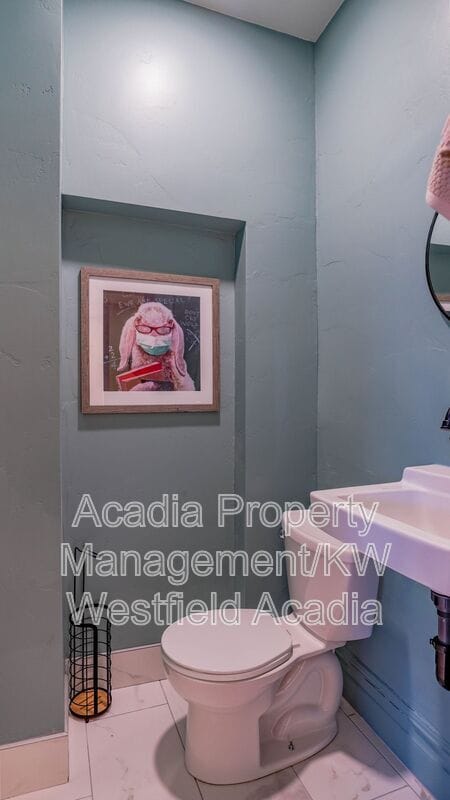 Building Photo - 20 Freedom Blvd 200 W