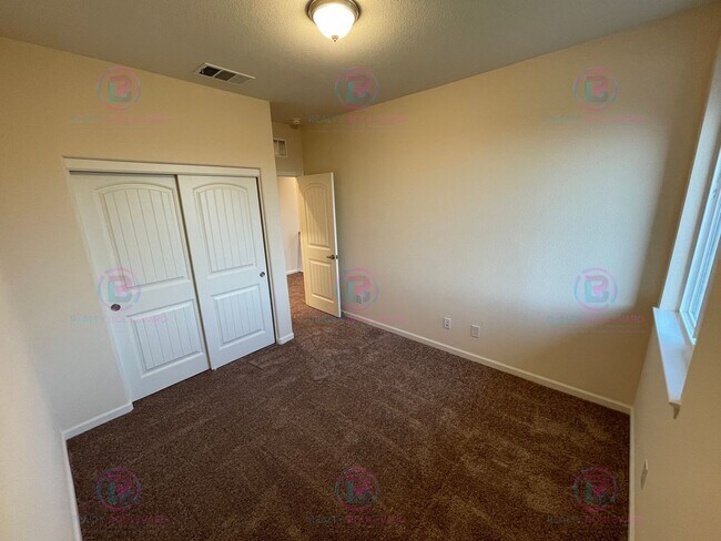 Building Photo - 1013 Middle Gate Rd