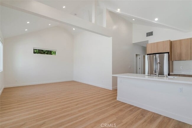 Building Photo - 7570 Chaminade Ave