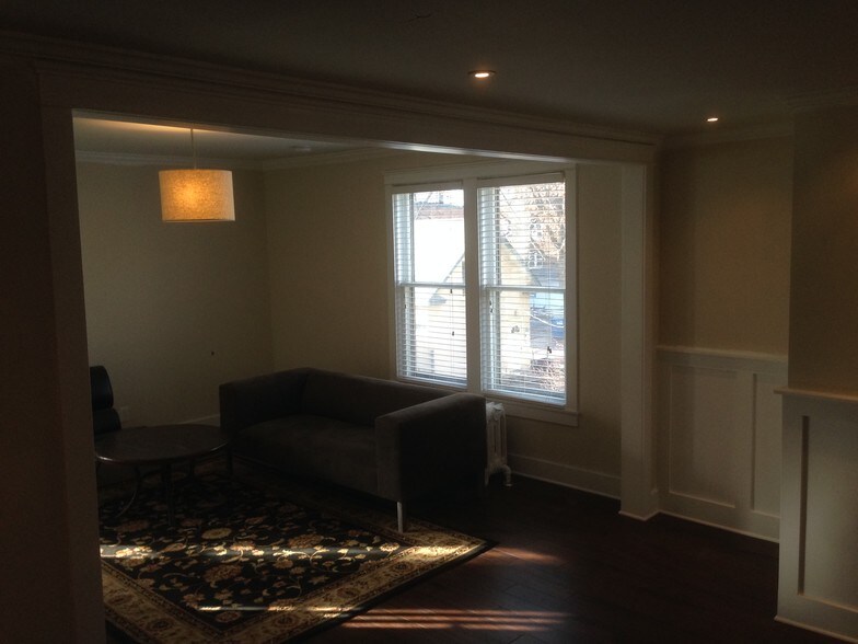 Building Photo - 2726 Colfax Ave S