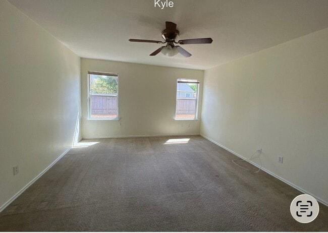 Building Photo - 940 Goldenrod St