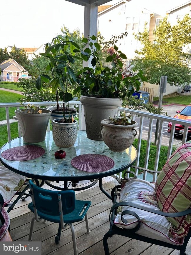 Building Photo - 6310 Bayberry Ct