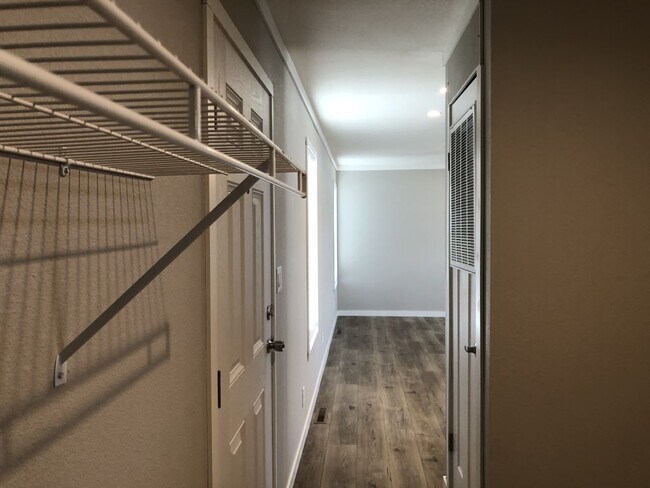 Building Photo - 1801 W 92nd Ave