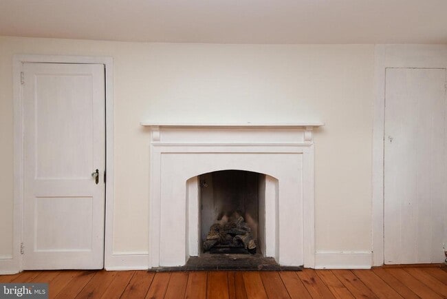 Building Photo - 966 Paige Ct