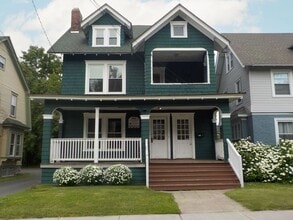 Building Photo - 969 Lancaster Ave