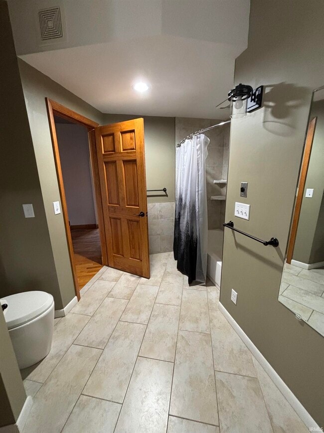 Building Photo - 4353 N County Rd