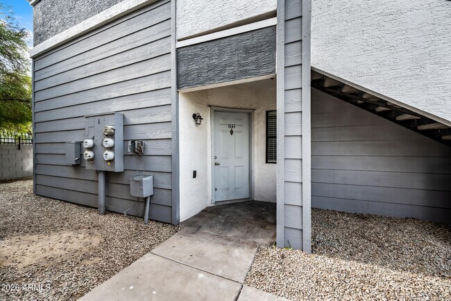 Building Photo - 3065 N 67th Ave