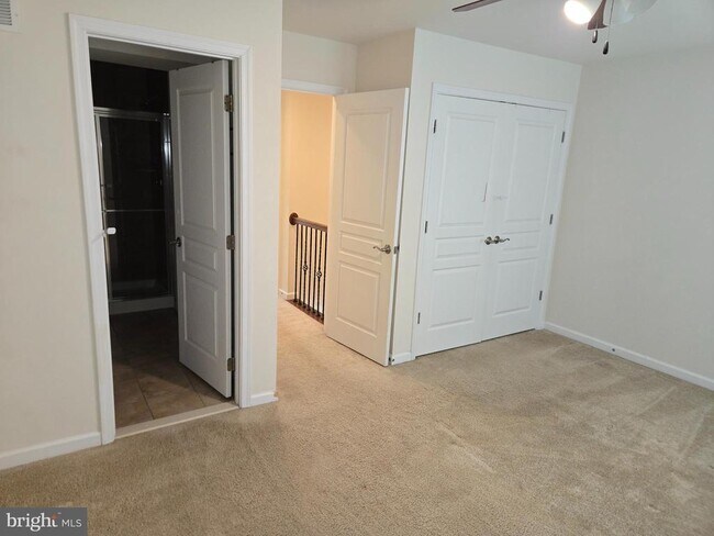 Building Photo - 8232 Heritage Crossing Ct